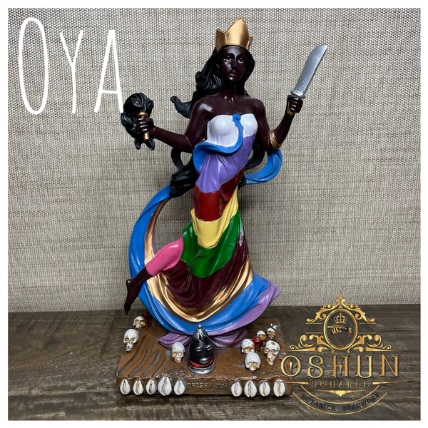 Orisa Oya Statue | Estatua de Orisa Oya